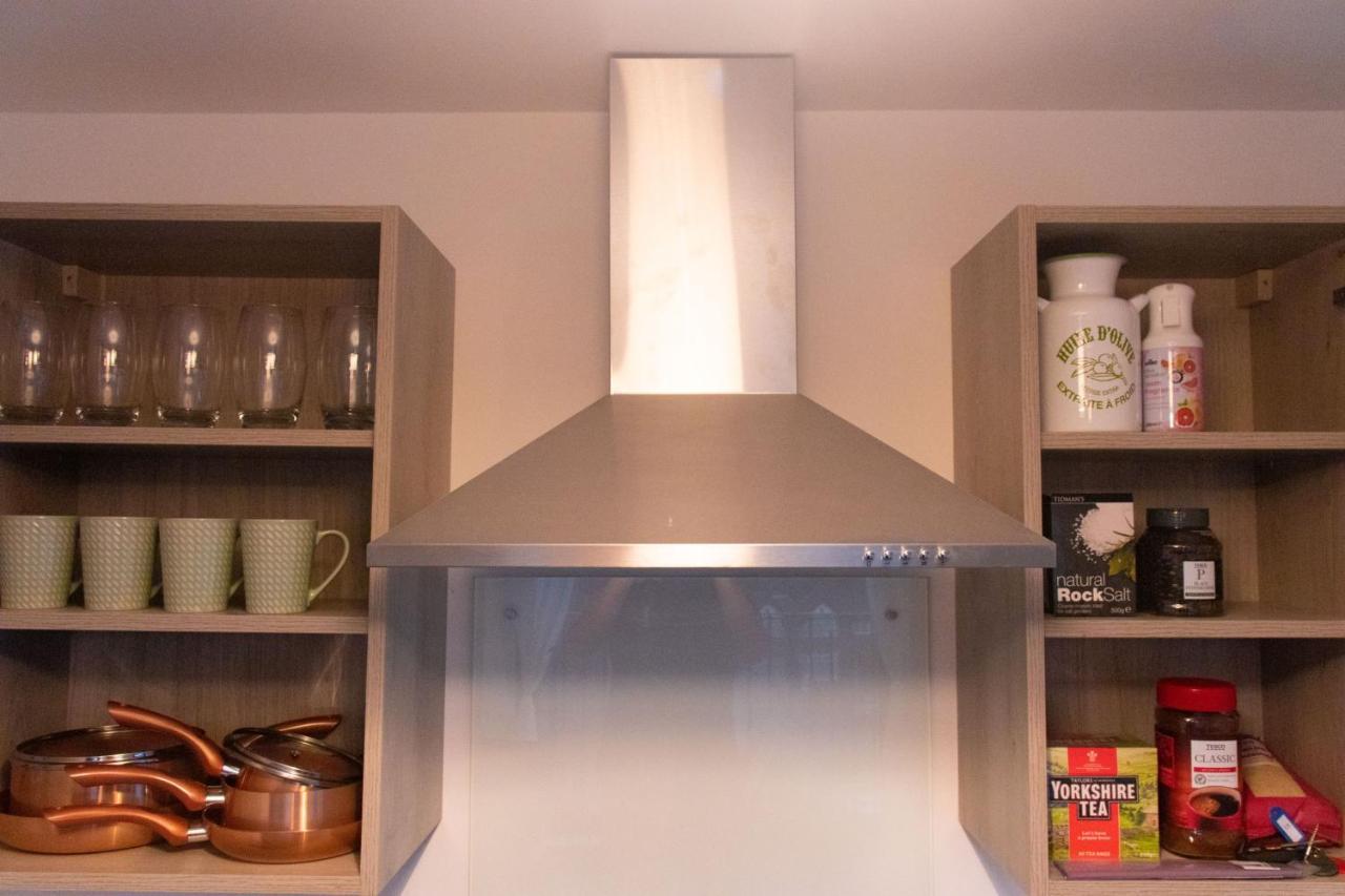 Livestay-Modern Apartment Minutes Away From Heathrow Slough Extérieur photo